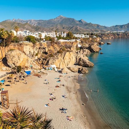 Apartamento En El Centro De Nerja Bagian luar foto